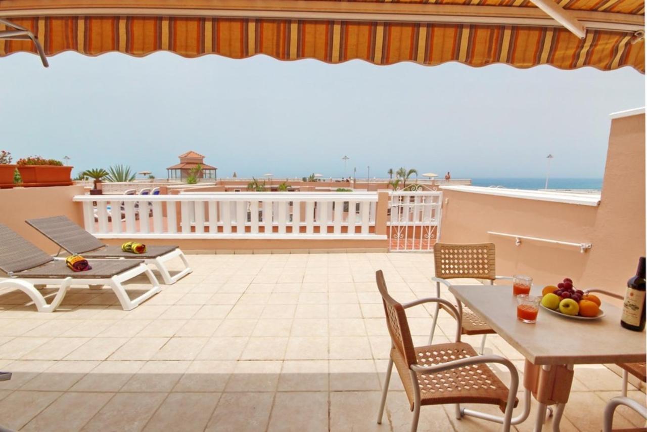 Apartment with terrace on the seafront in Playa Fañabe Costa Adeje  Exterior foto